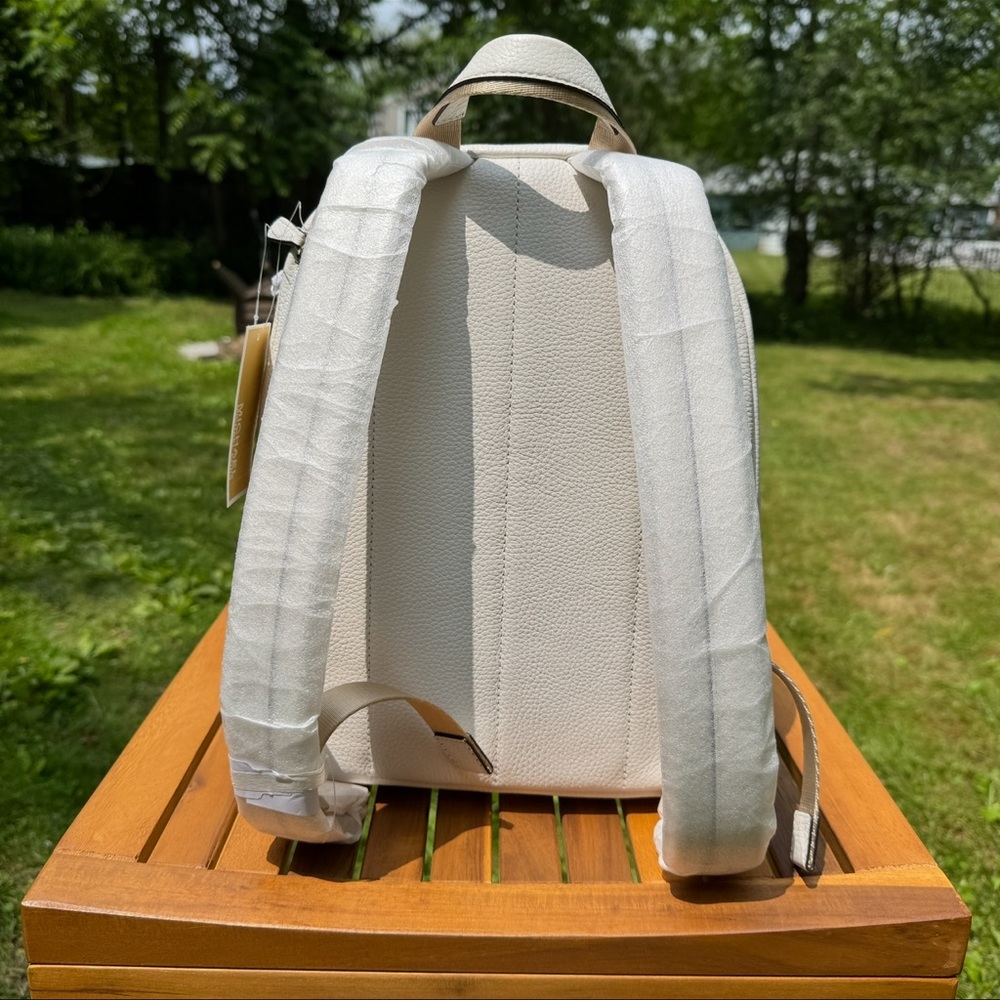 Michael Kors Slater Medium Pebbled Leather Backpack Optic White - Picture 3 of 16